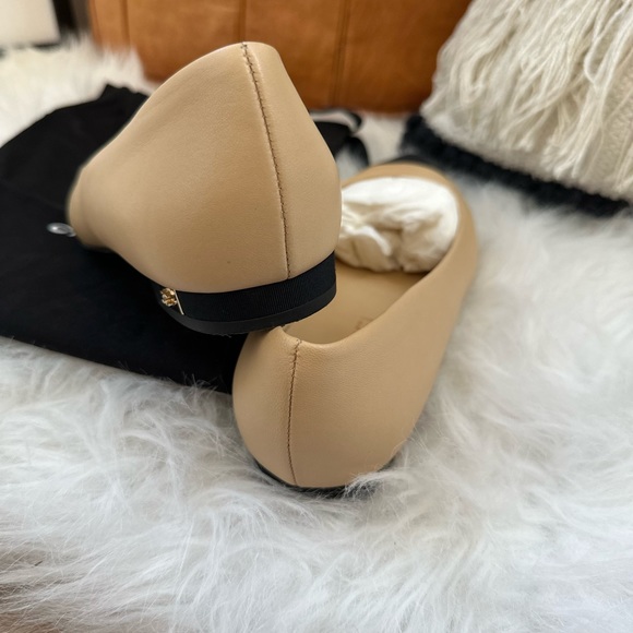 Stunning Classic chanel flats - Picture 4 of 6